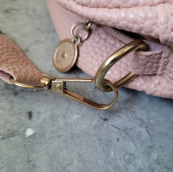 NWOT Bumble Bee Crossbody Pink Bag - Picture 4 of 8